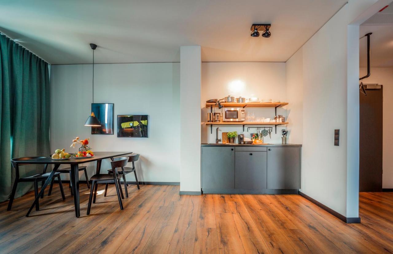 Black F House - Serviced Apartments Friburgo de Brisgovia Exterior foto